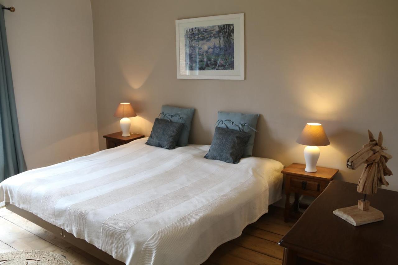 Manoir Du Taillis Bed & Breakfast Heugon ภายนอก รูปภาพ