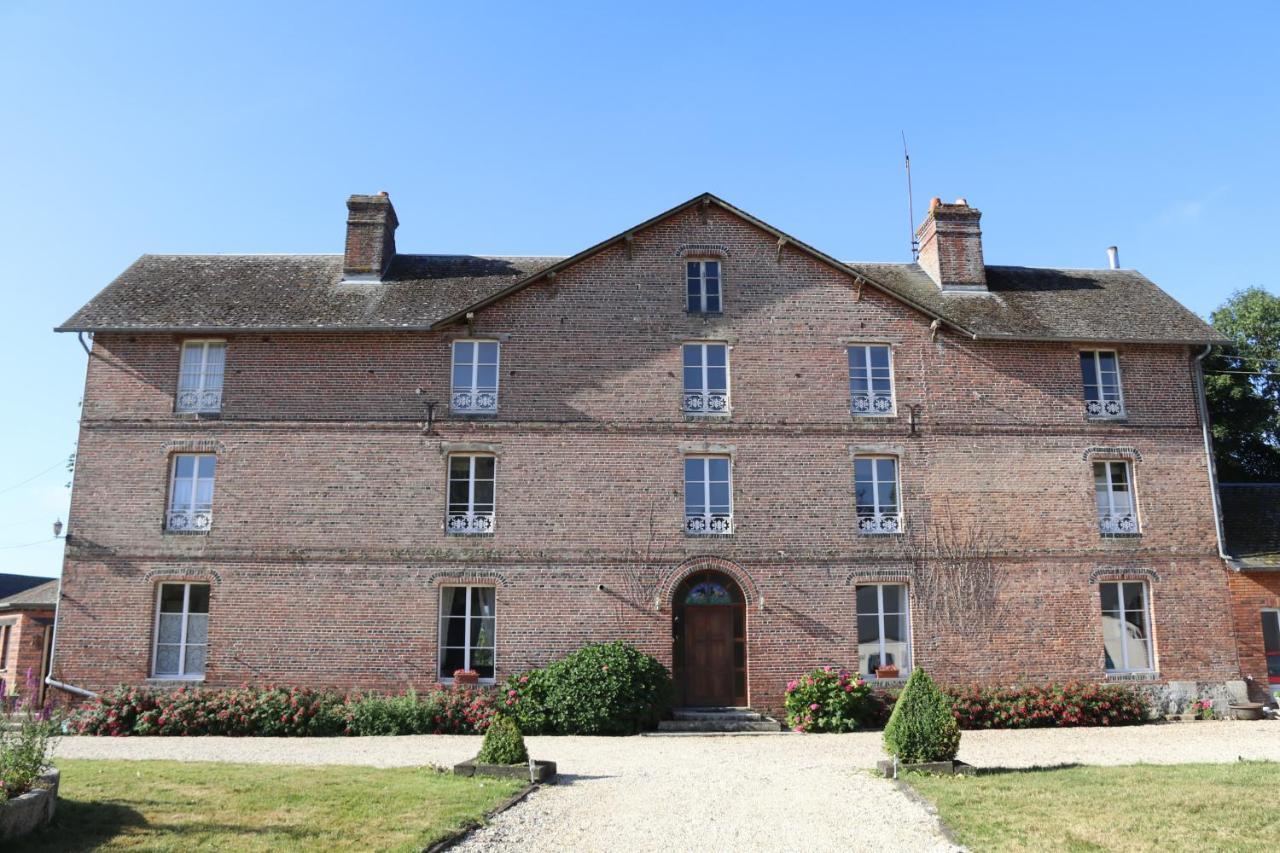 Manoir Du Taillis Bed & Breakfast Heugon ภายนอก รูปภาพ
